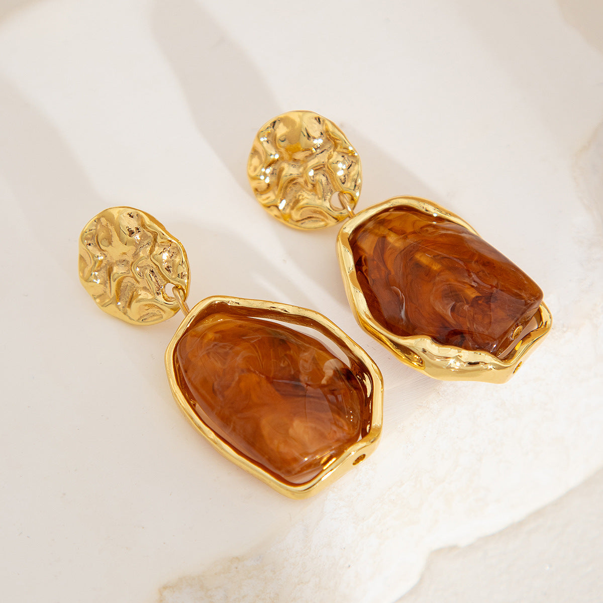 rectangular drop earrings with molten gold and pearl enamel – LUNEA