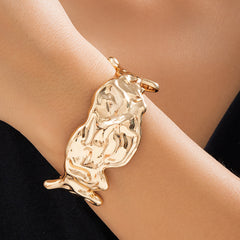 molten textured jewelry set with sculpted edges – ASTRA