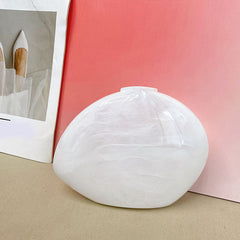 Marbled circular clutch with metallic accents - Nikru