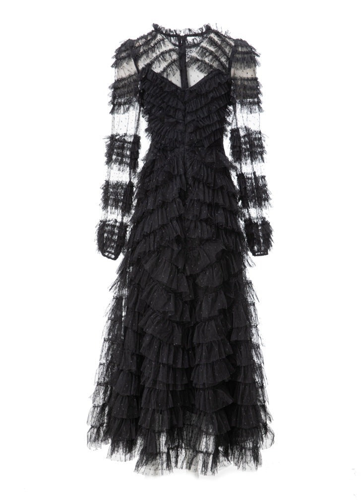 Tiered ruffle lace gown – Genovefa