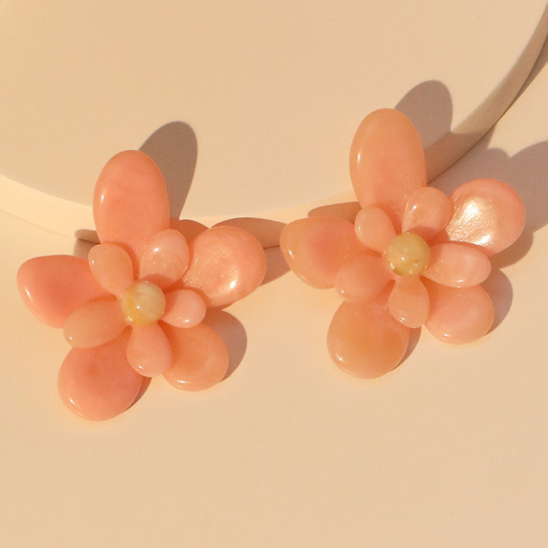 glossy flower stud earring in pastel bloom – MAIA