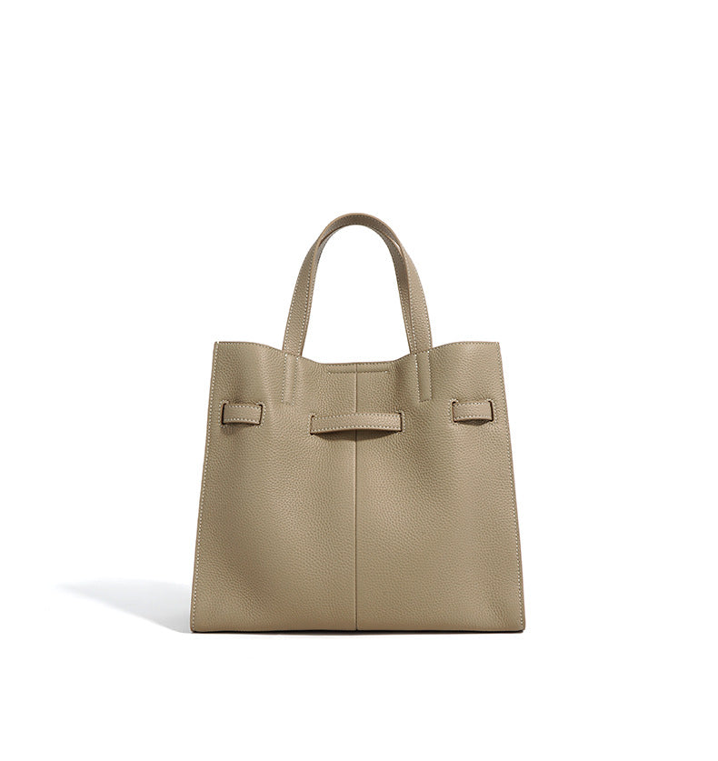 structured tote bag with buckle strap detail – SAVANNA