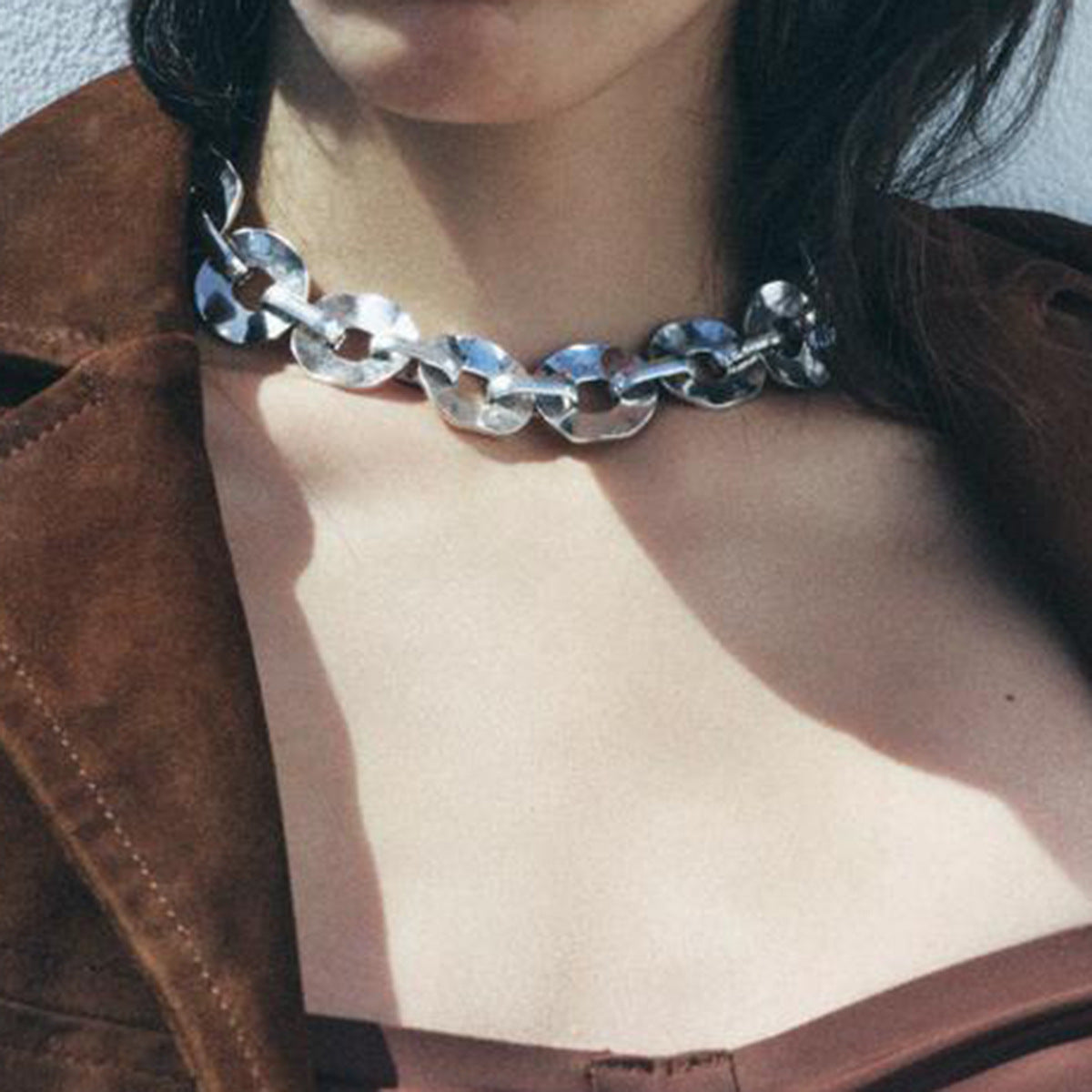 chunky link chain necklace with hammered disc details - REINAW