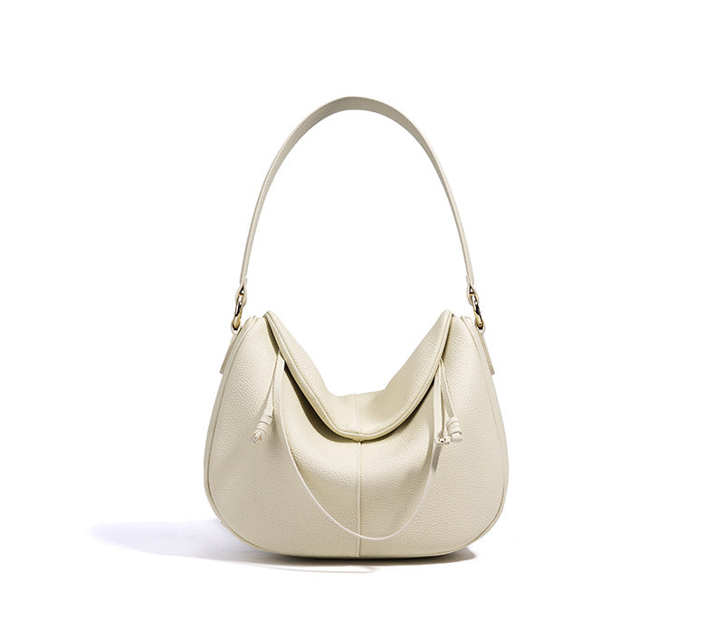 curved hobo bag with relaxed flap – LILAS