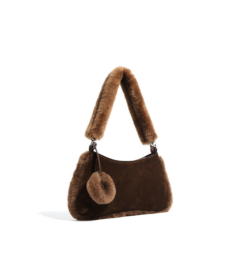 plush faux-fur shoulder bag with charm – COCOA
