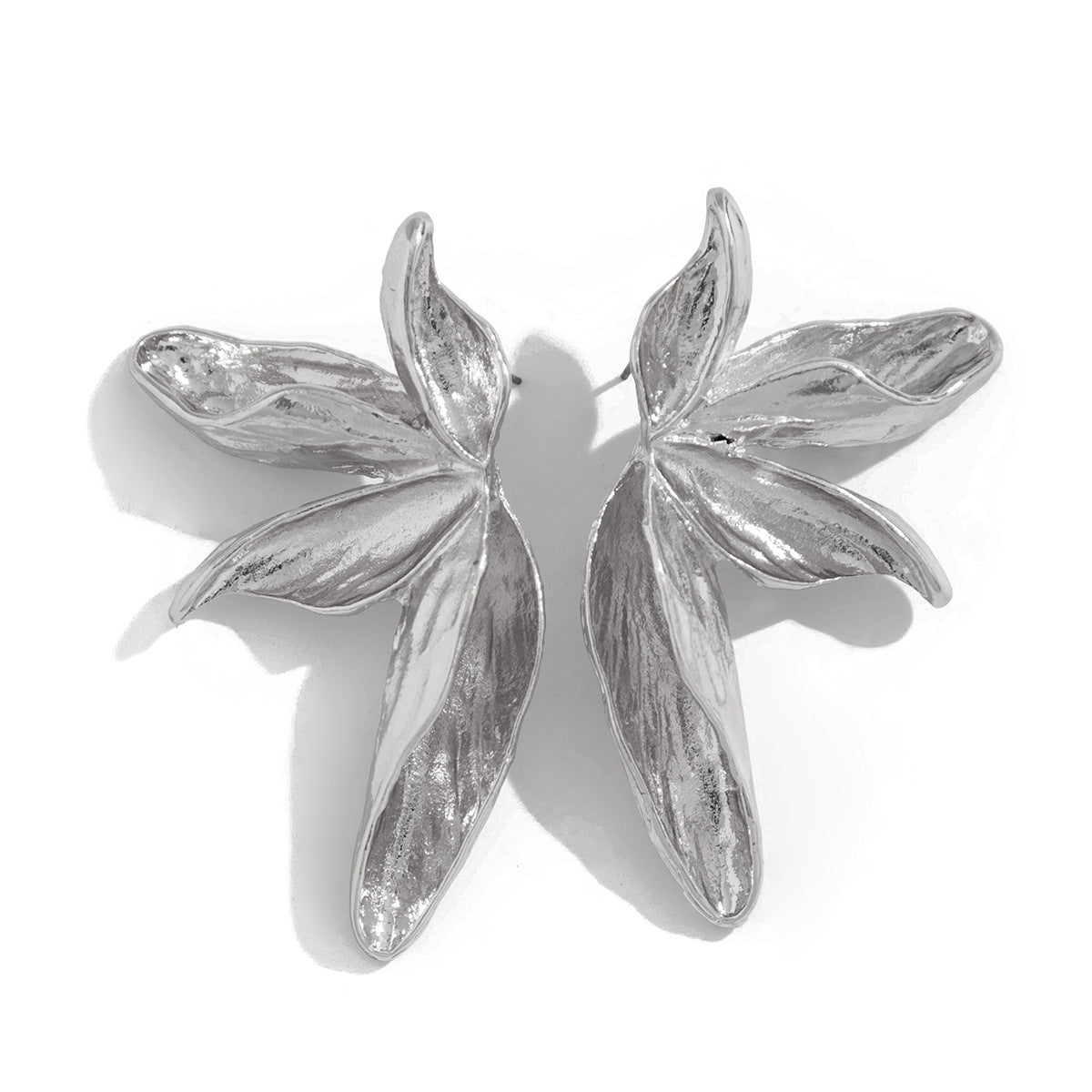 Sculpted Petal Statement Earrings – Fnurmi
