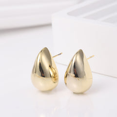 Teardrop stud earrings with high-shine finish - Nival