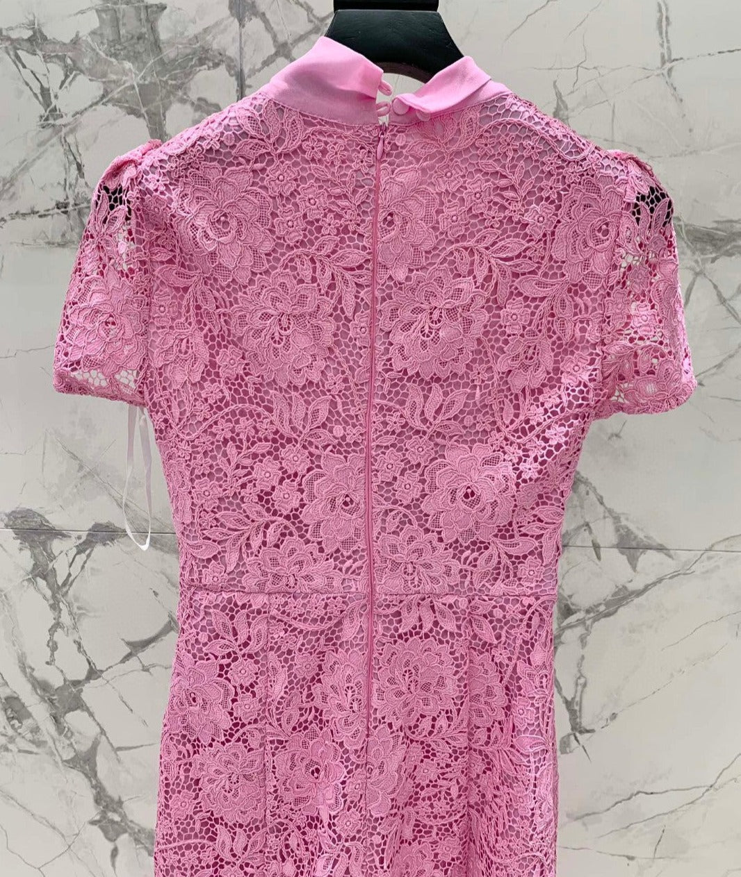 lace midi dress with necktie – Eeshvi