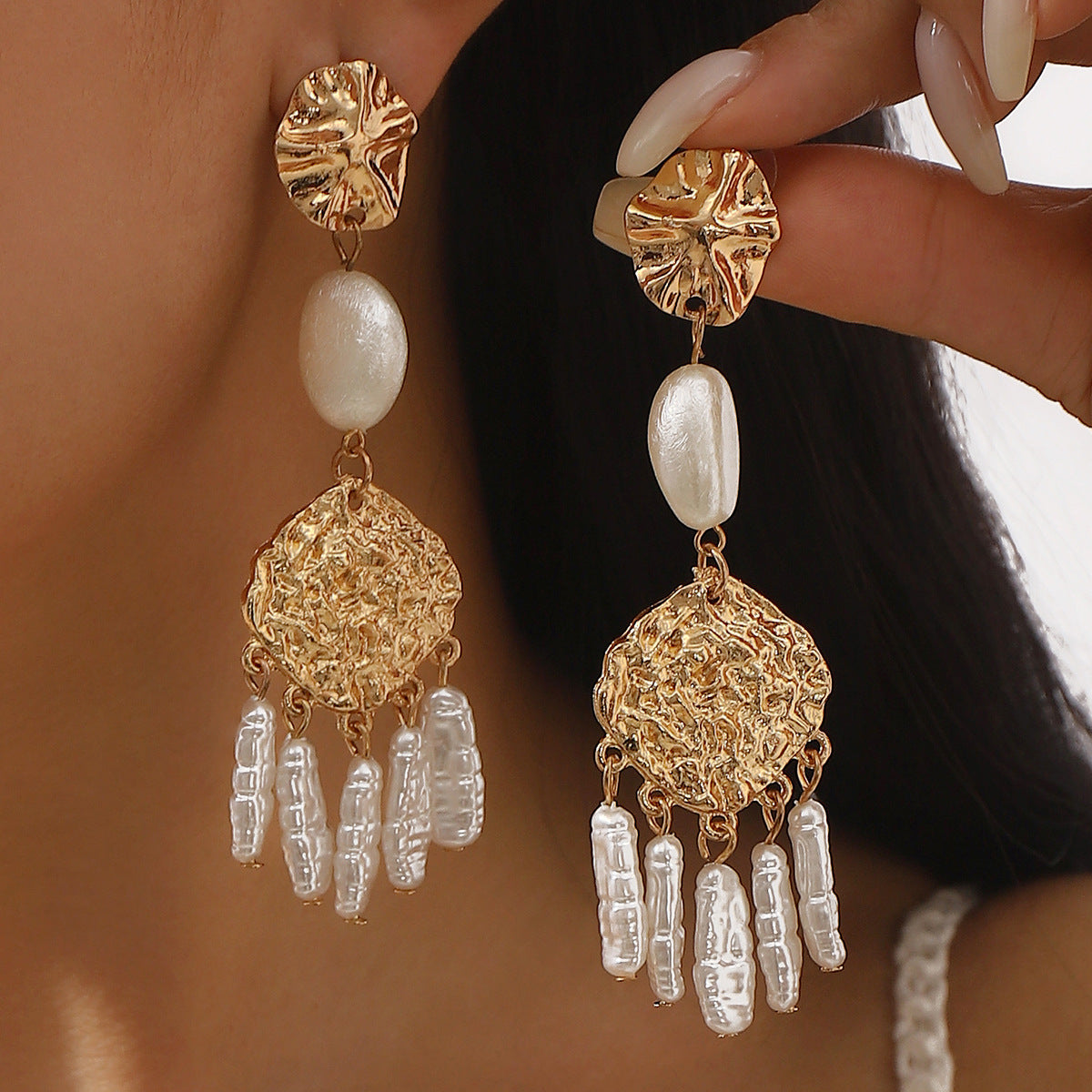shell drop earrings with textured gold base – CORALIA