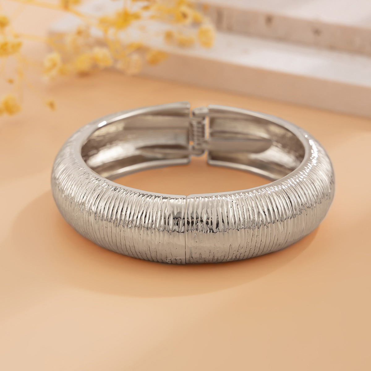 ridged silver cuff bracelet with rounded edge – AOURA
