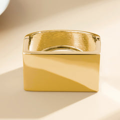 Wide rectangular cuff bracelet with minimalist edge - Nilgy