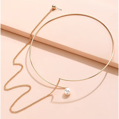 Metal hoop necklace with pearl charm and chain detail - Nopru