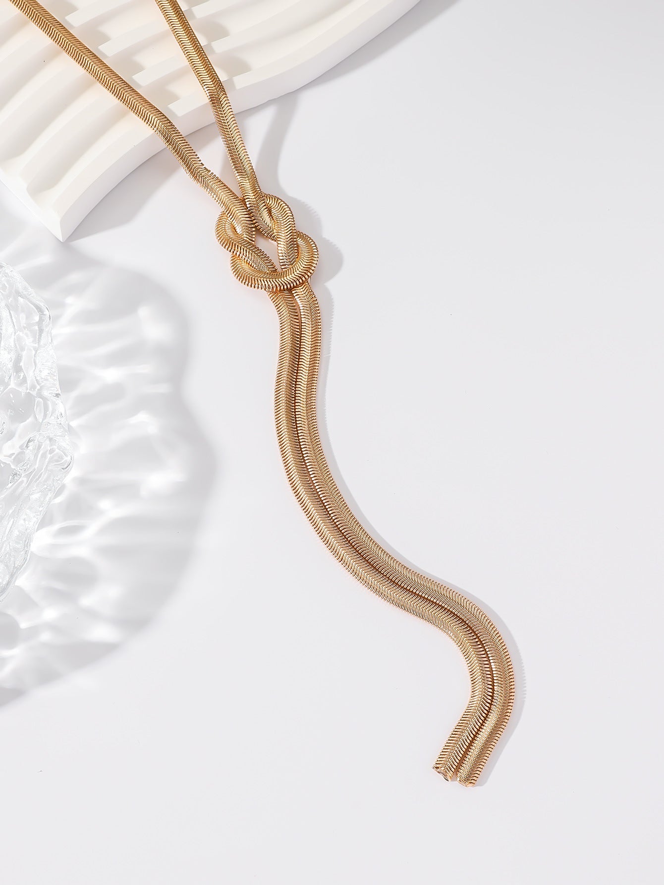 Metal rope necklace with statement knot drop - Vinta