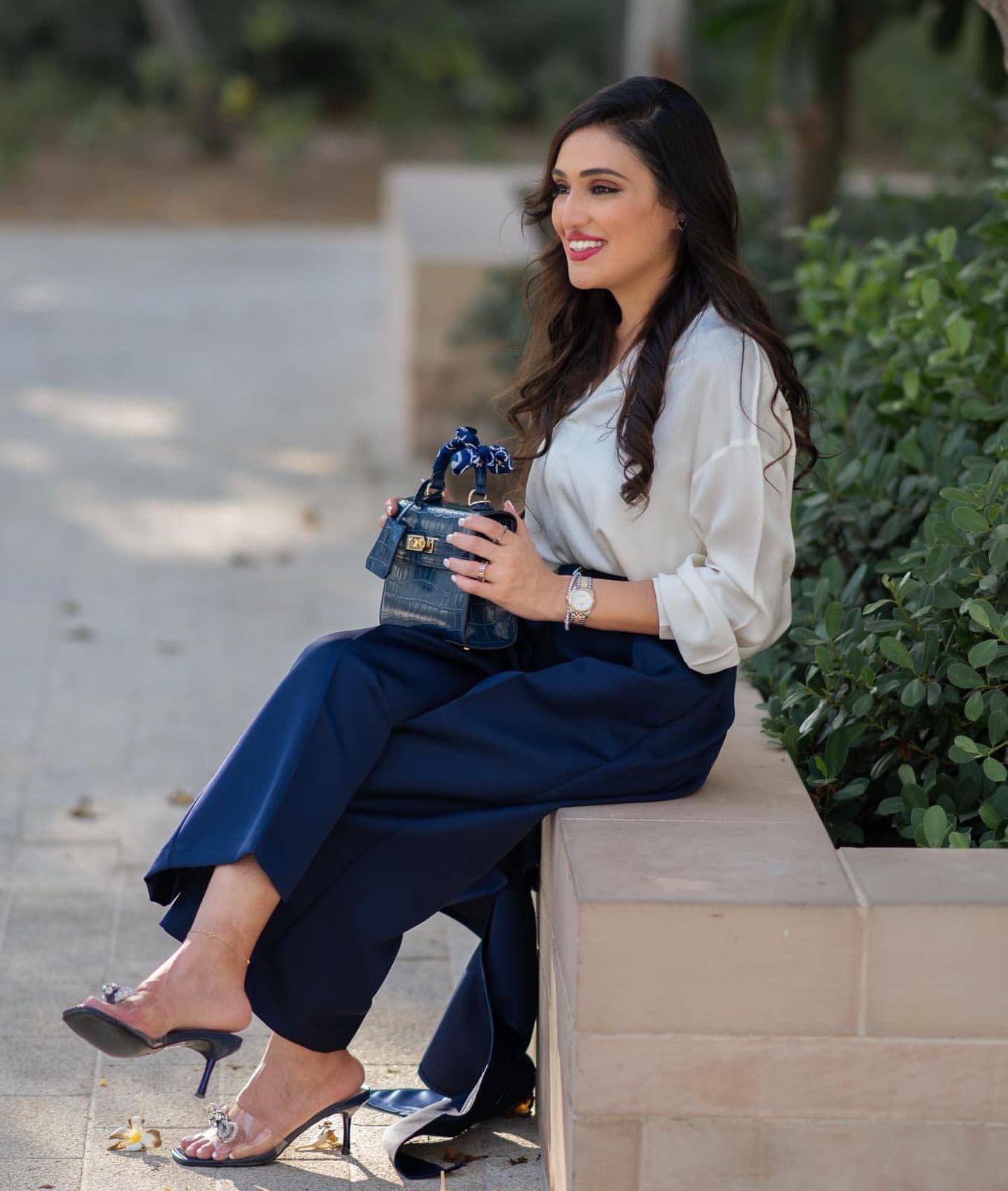 wide-leg cropped pants with cascading ruffle detail - Coco