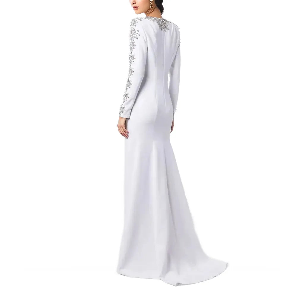Embellished long-sleeve gown with fitted silhouette – Ziarre