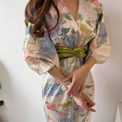 floral print satin gown with belted waist – retga