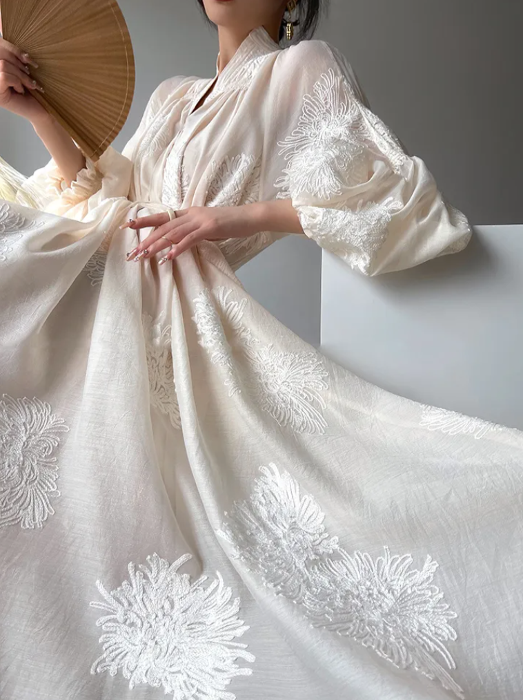 embroidered organza midi dress with puff sleeves – Feeiklig