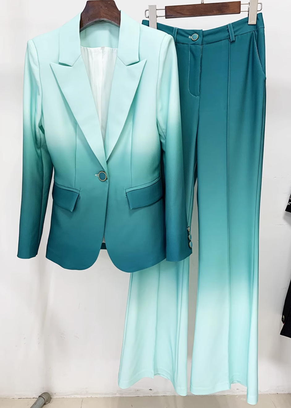 gradient tailored pantsuit with single-breasted blazer – Fannanah