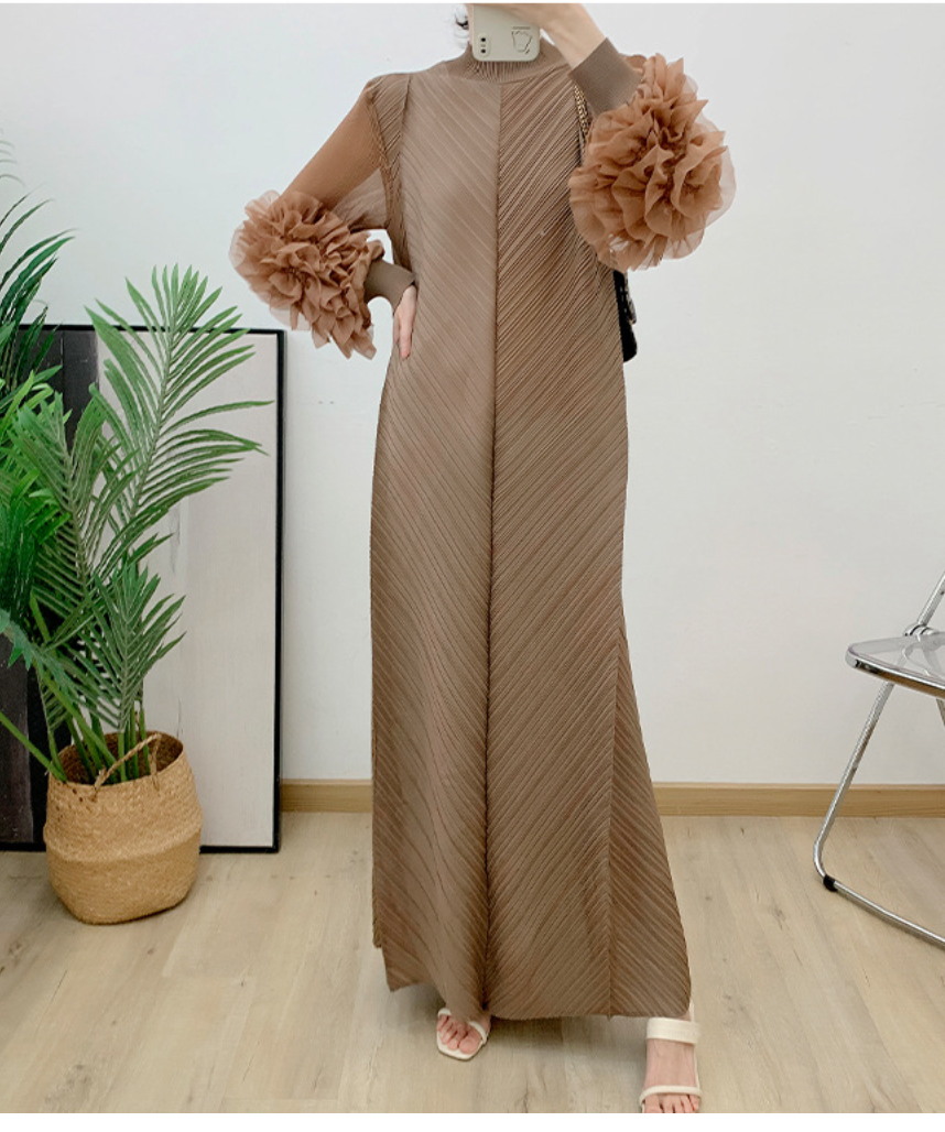 Pleated gown with 3D floral sleeves – Gerdie