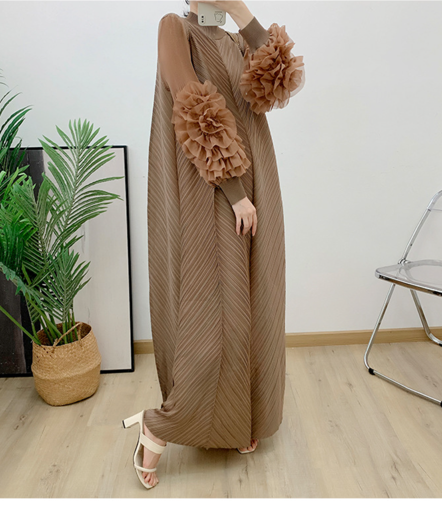 Pleated gown with 3D floral sleeves – Gerdie