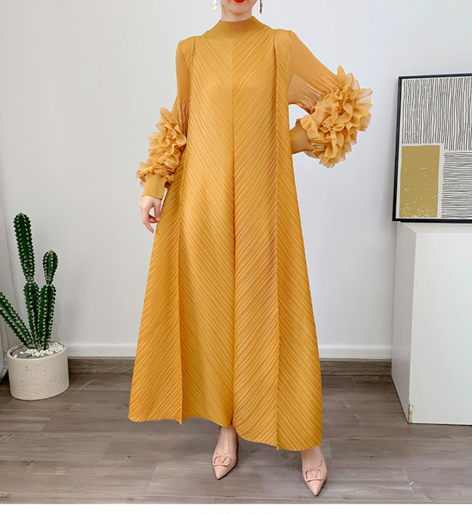 Pleated gown with 3D floral sleeves – Gerdie