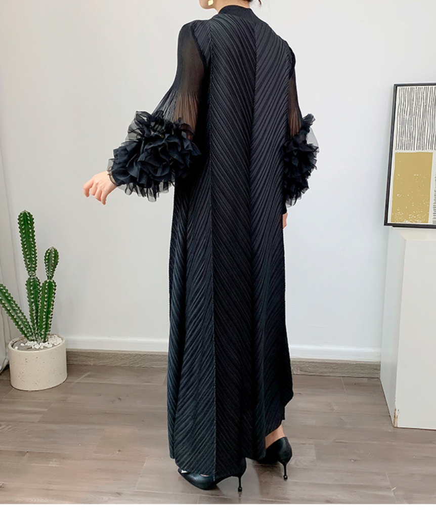 Pleated gown with 3D floral sleeves – Gerdie