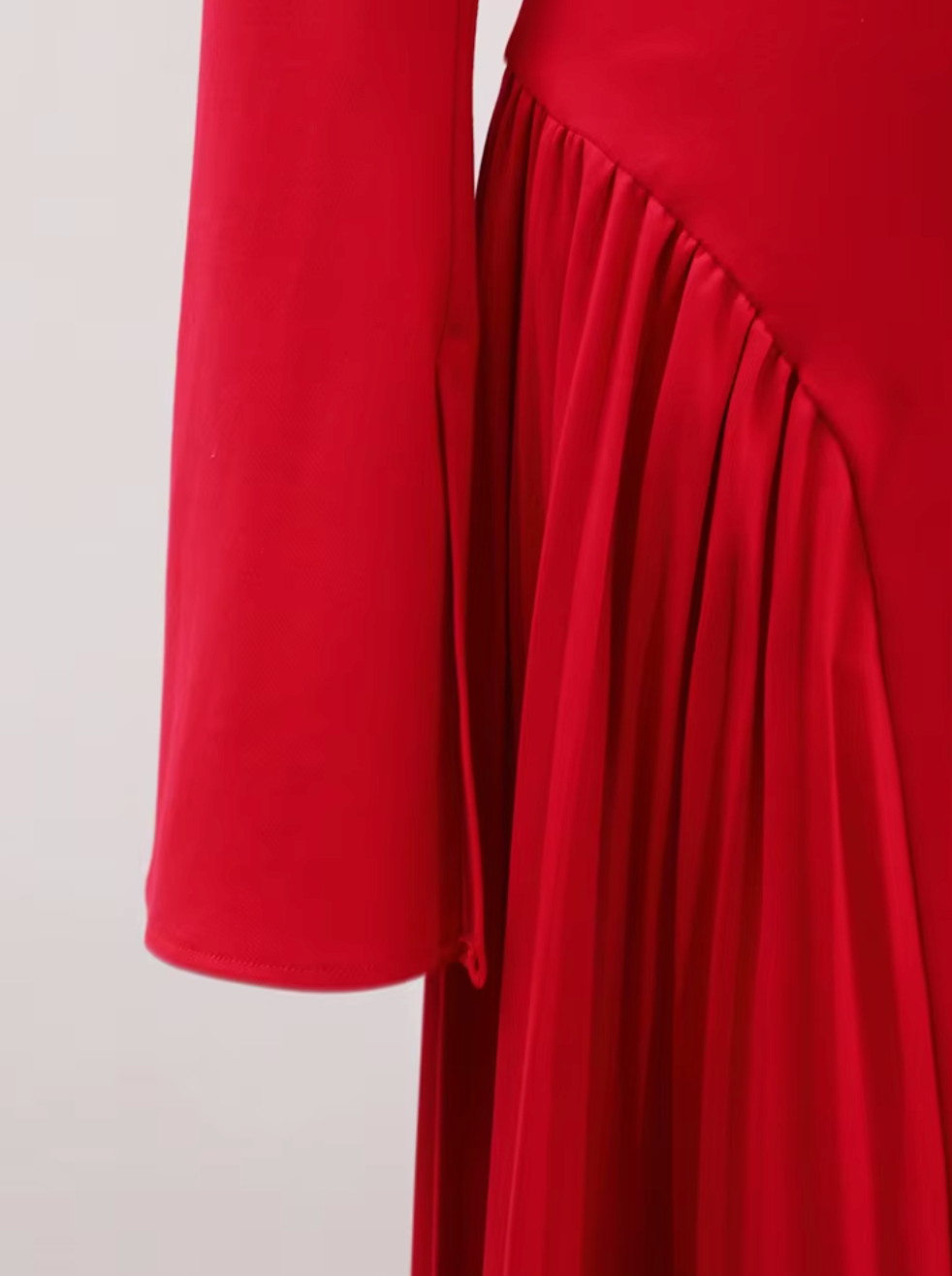 off-shoulder pleated slit gown – Rovon