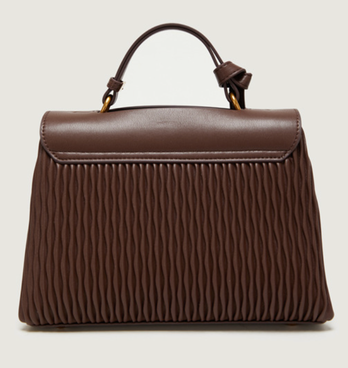 Pleated leather handbag with metal clasp - Lero