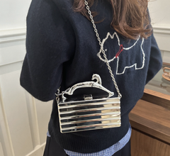 Metallic cat handle box clutch - Libry