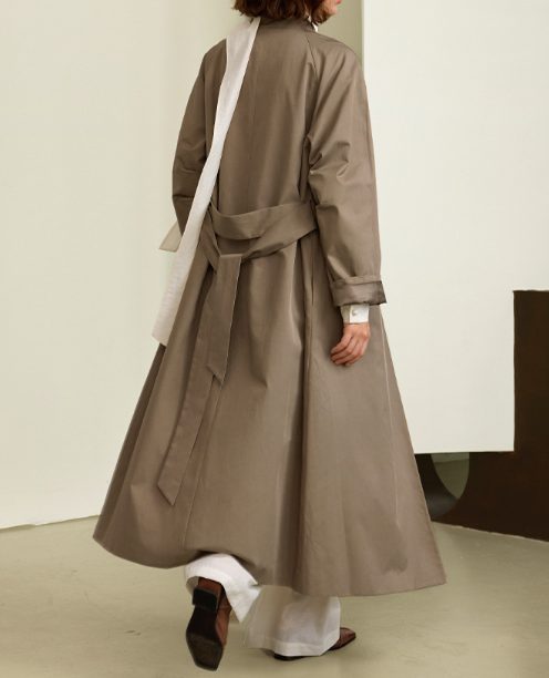 Longline buttoned coat with structured sleeves – Narwa