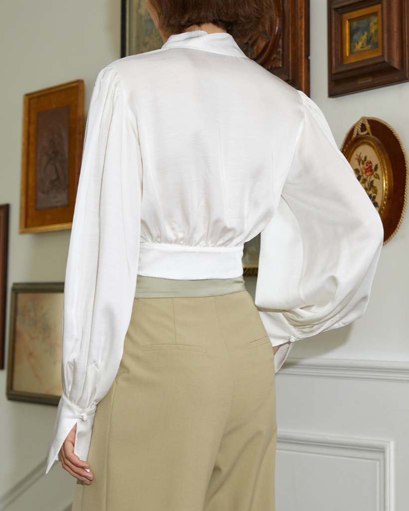 Long sleeve satin blouse with covered buttons - Nirnu