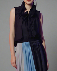 Sleeveless ruffle-collar shirt with bow detail – Endru