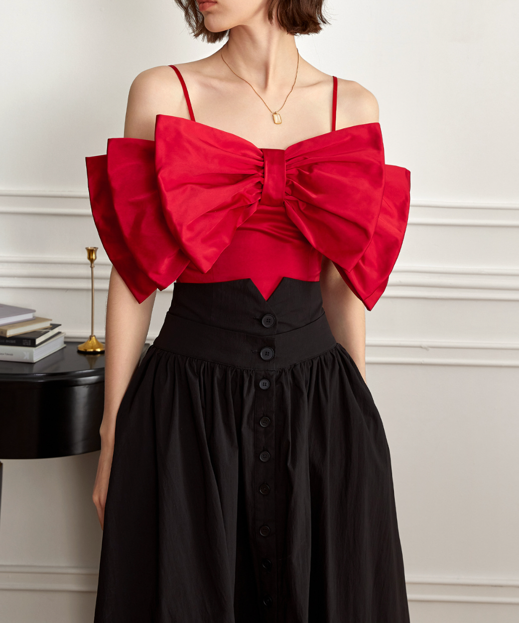 Sleeveless top with oversized bow detail - Sadri