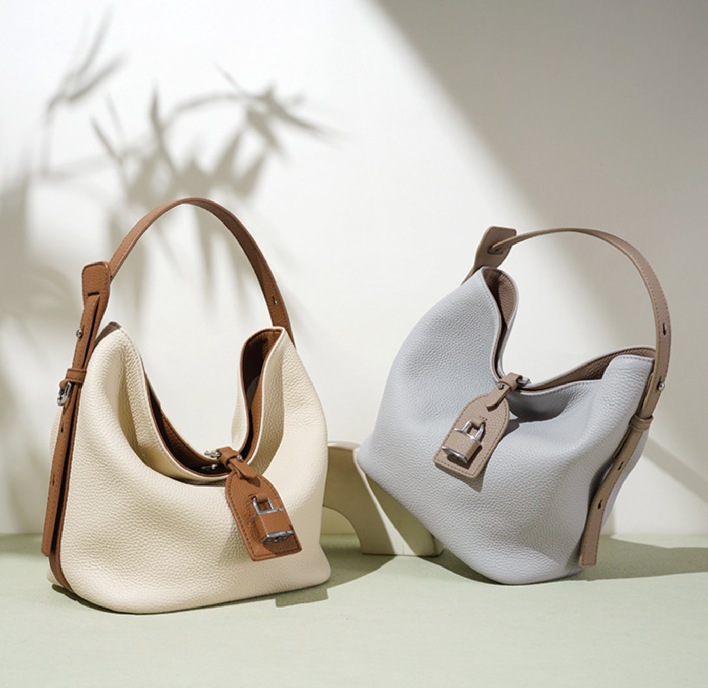 Soft Leather Shoulder Bag with Contrast Trim – SIENA