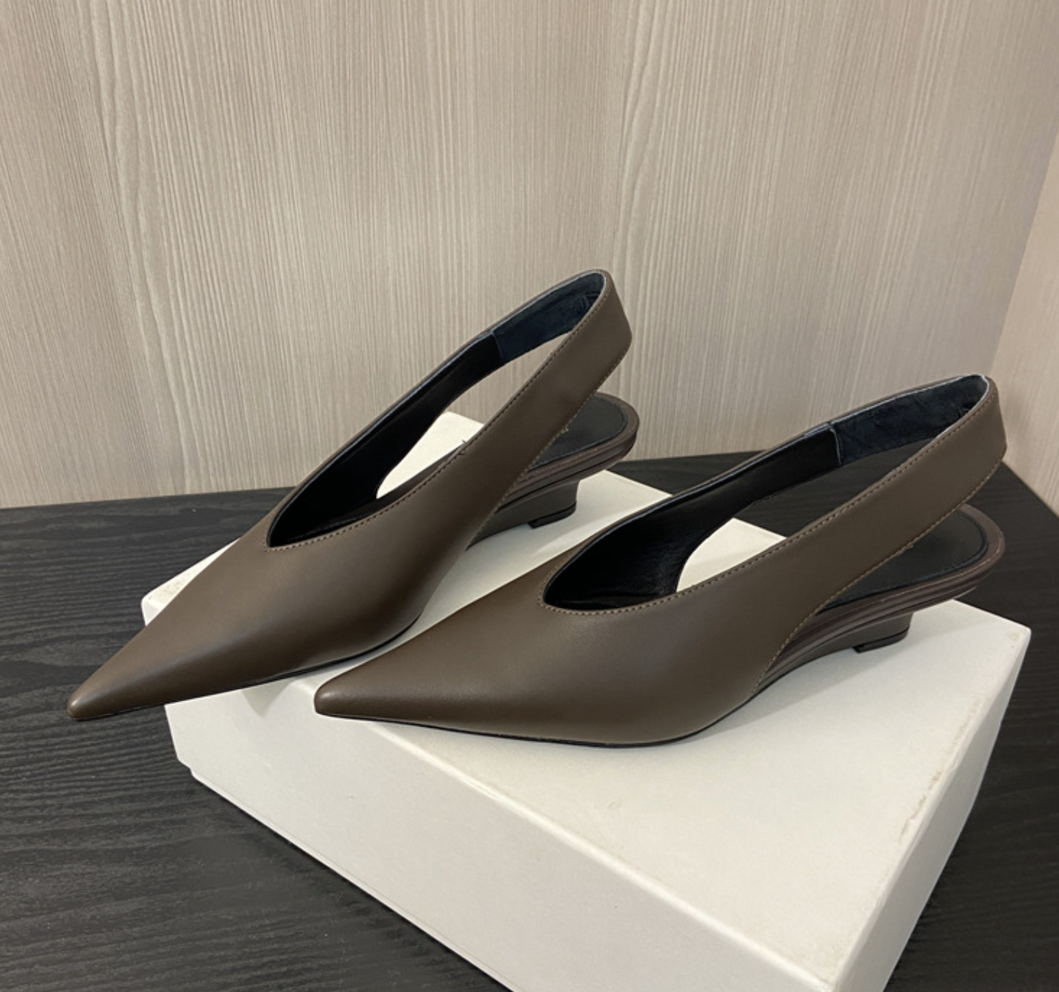 pointed patent slingback heels - LQNA