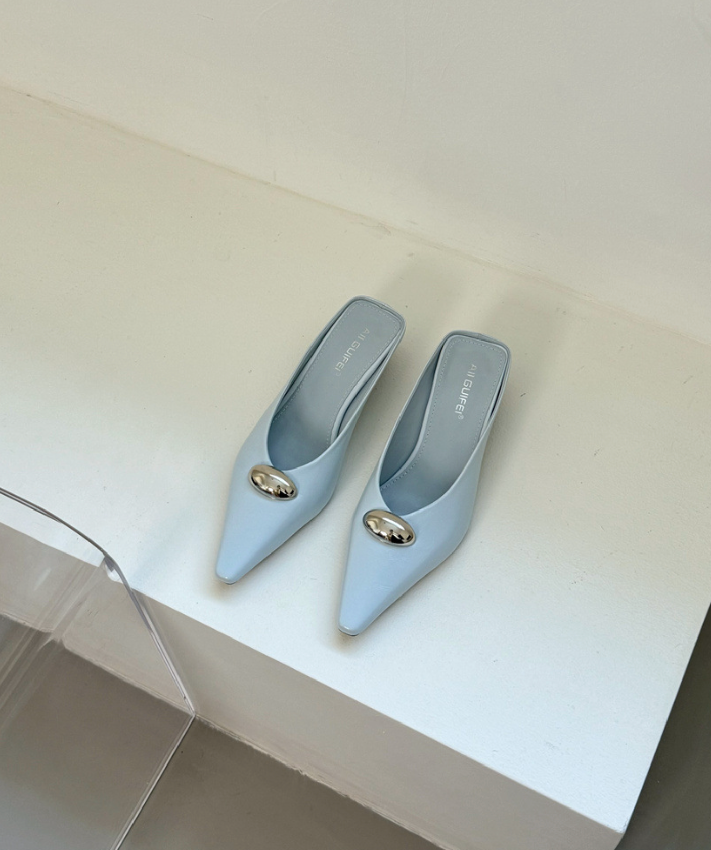 pointed toe leather mules with metallic dome detail – VORIN