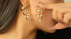 Triple floral statement earrings with sunburst texture – Aklidu