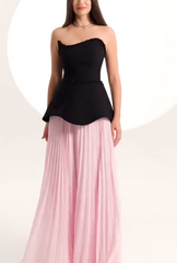 Strapless pleated dress with sculpted bodice – NOIR ROSE