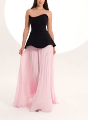 Strapless pleated dress with sculpted bodice – NOIR ROSE