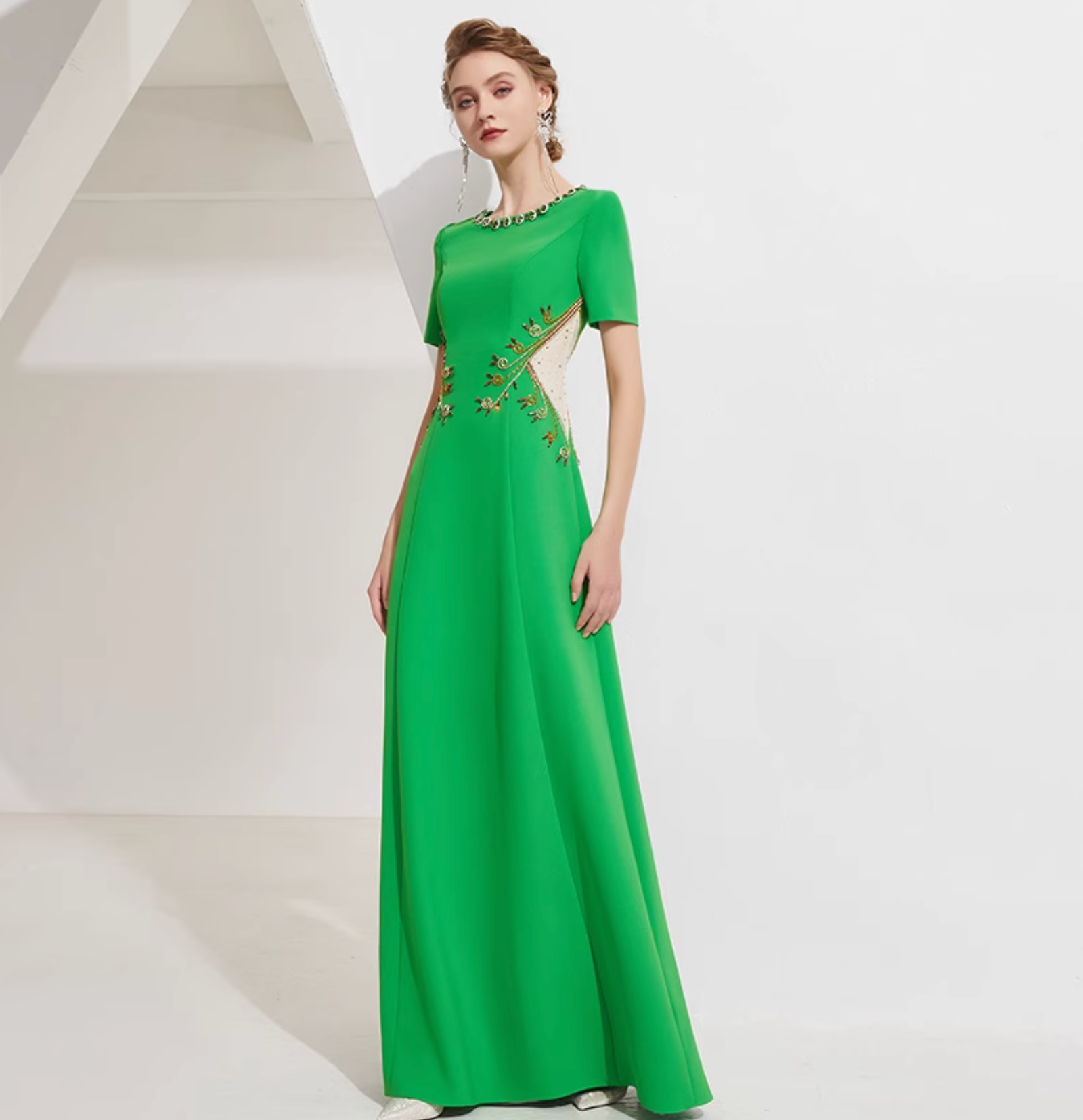 short sleeve A-line dress with crystal leaf appliqué - IVY