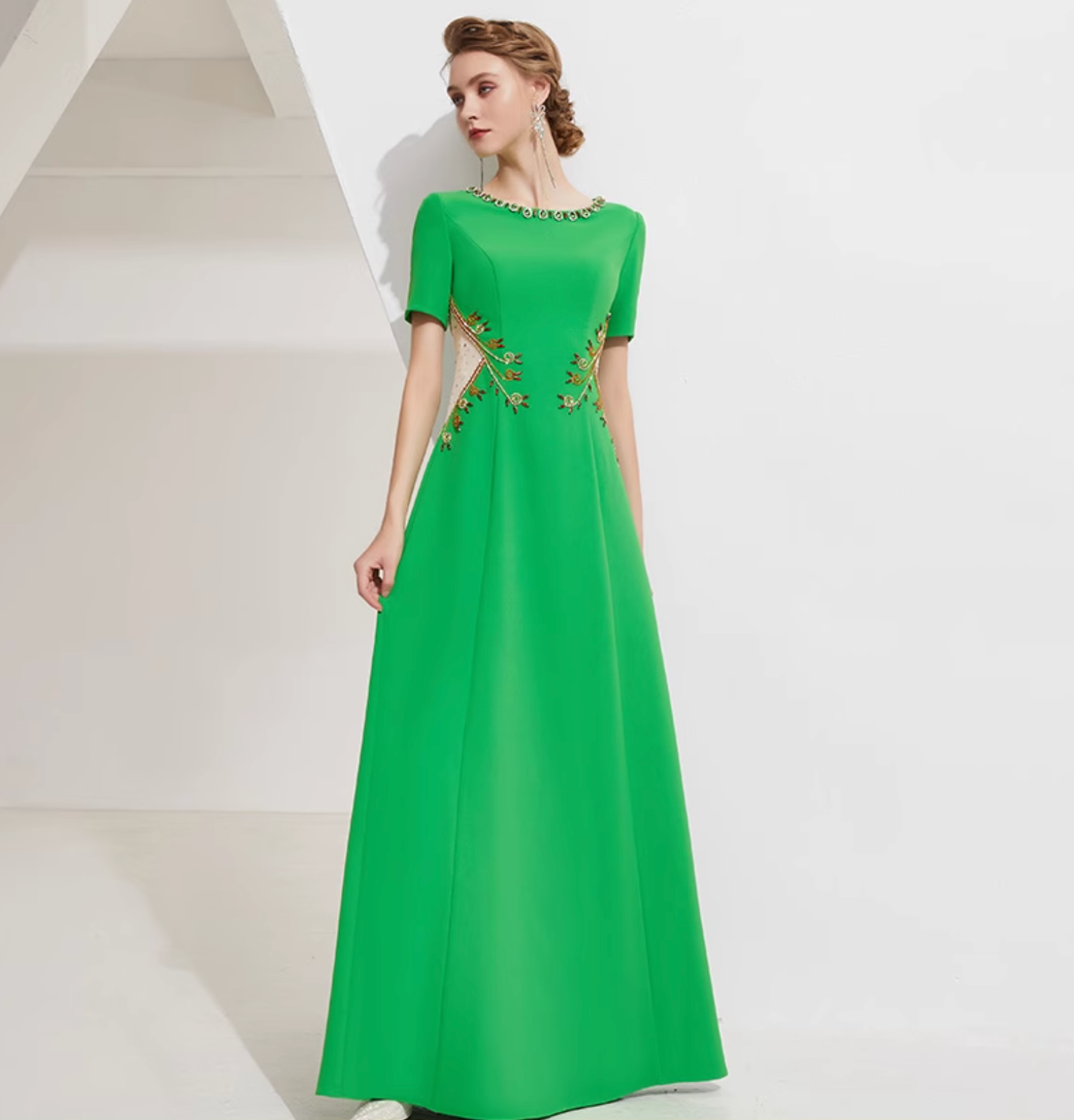 short sleeve A-line dress with crystal leaf appliqué - IVY
