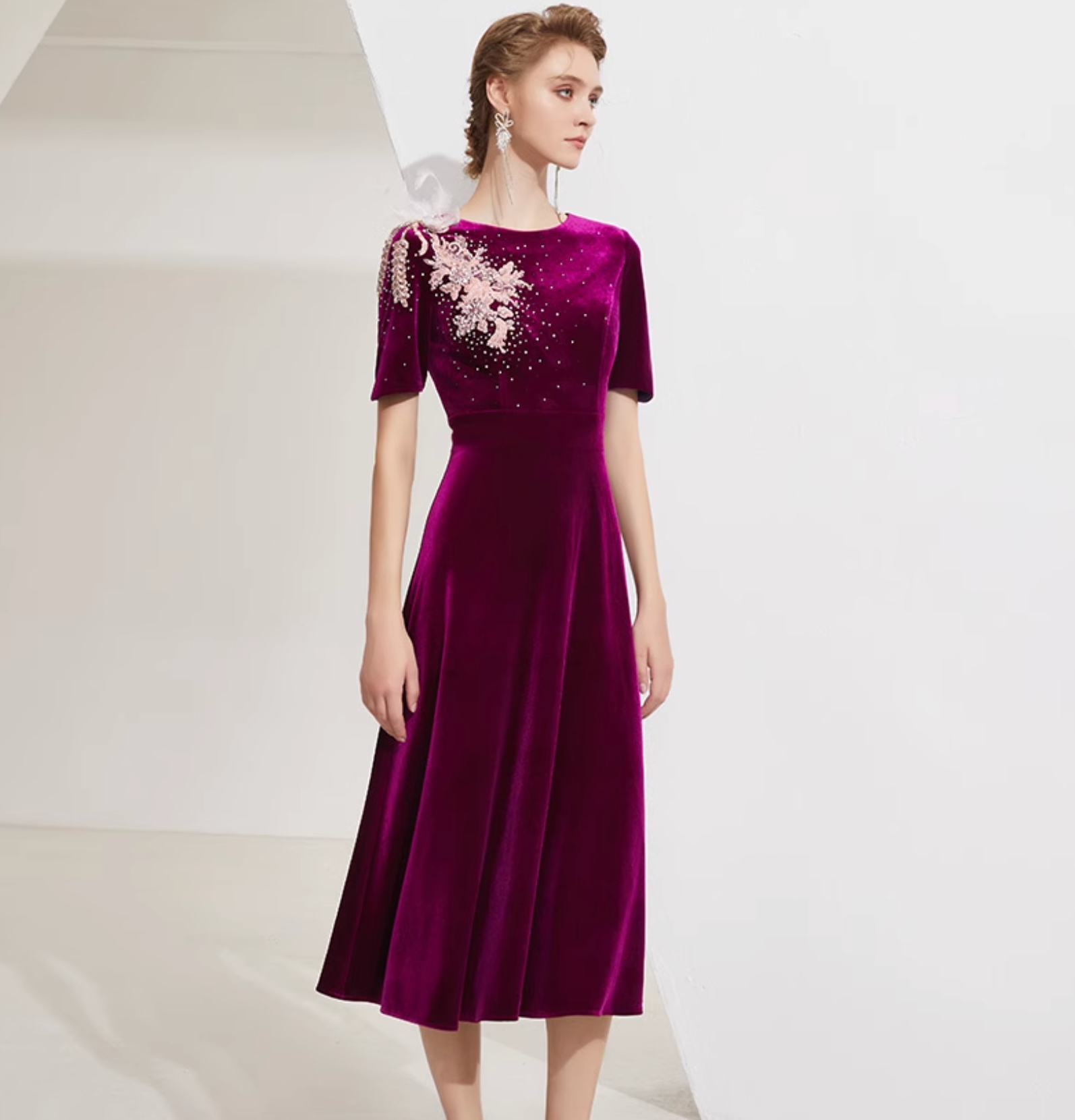 velvet midi dress with floral bead embroidery – AURORA