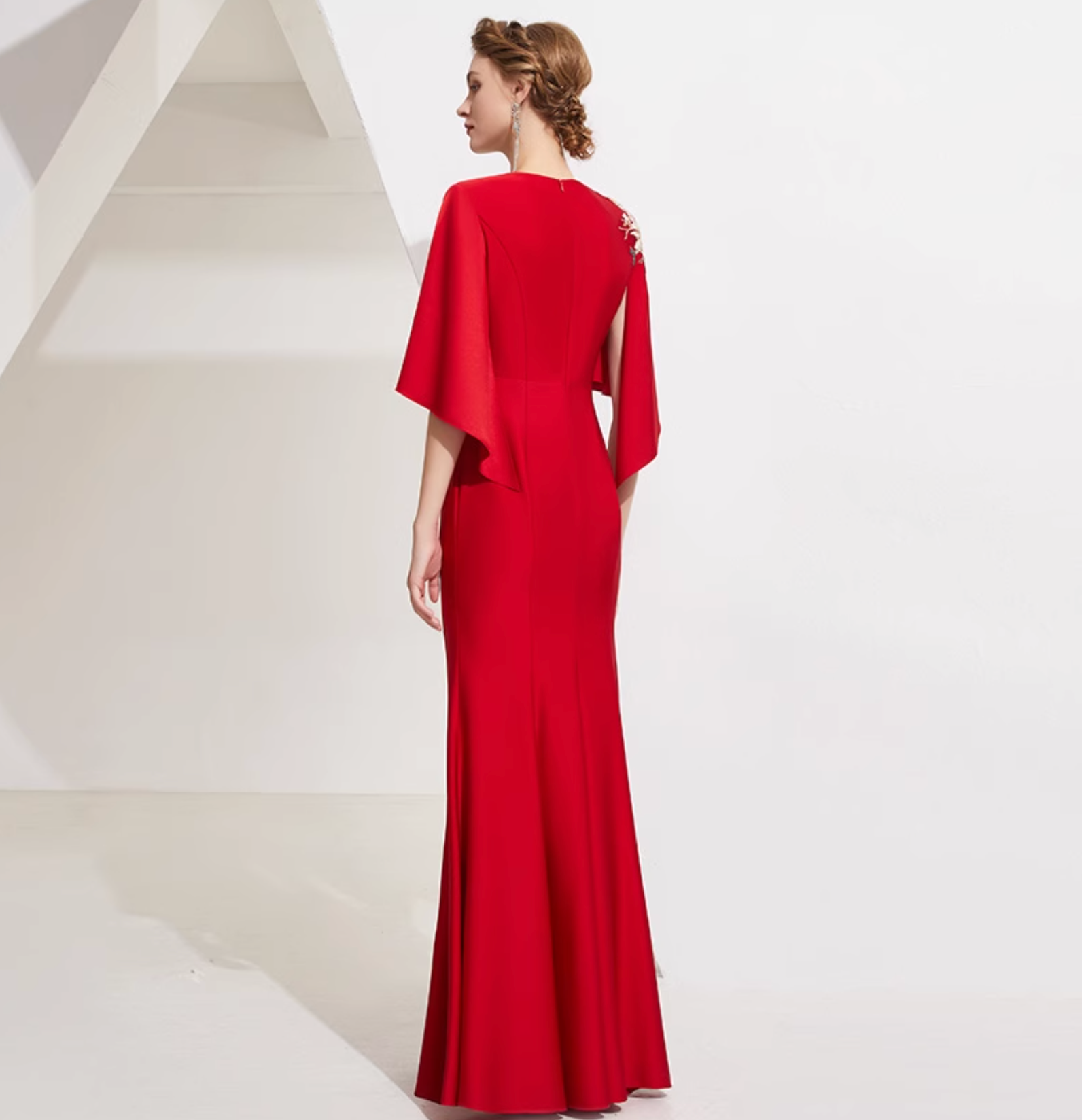 cape-sleeve mermaid gown with floral bead embroidery – SERYIA