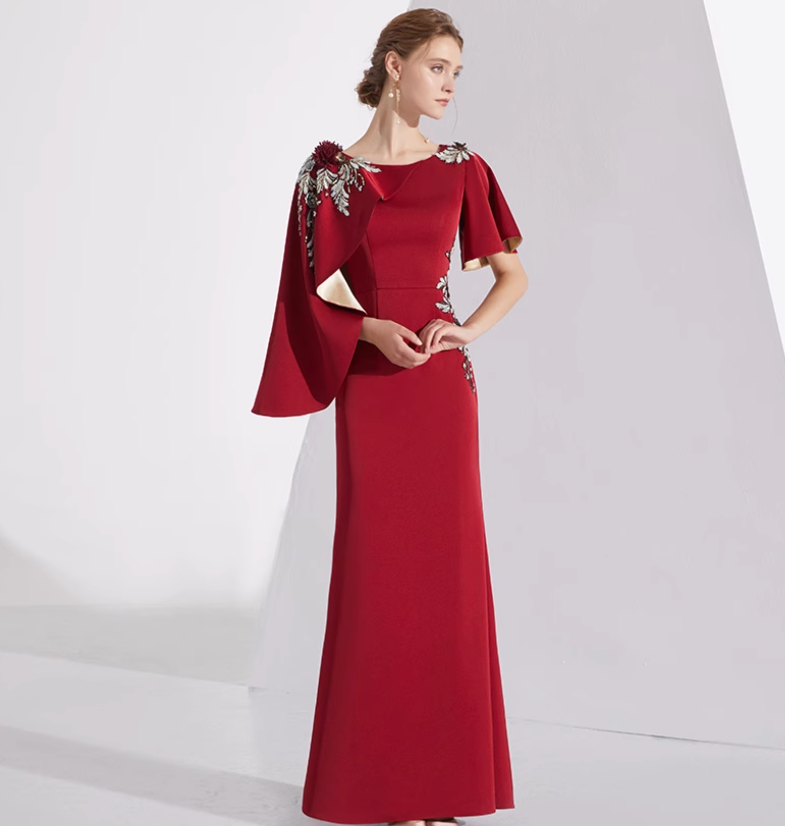 cape-sleeve column dress with floral appliqué – LORIEN