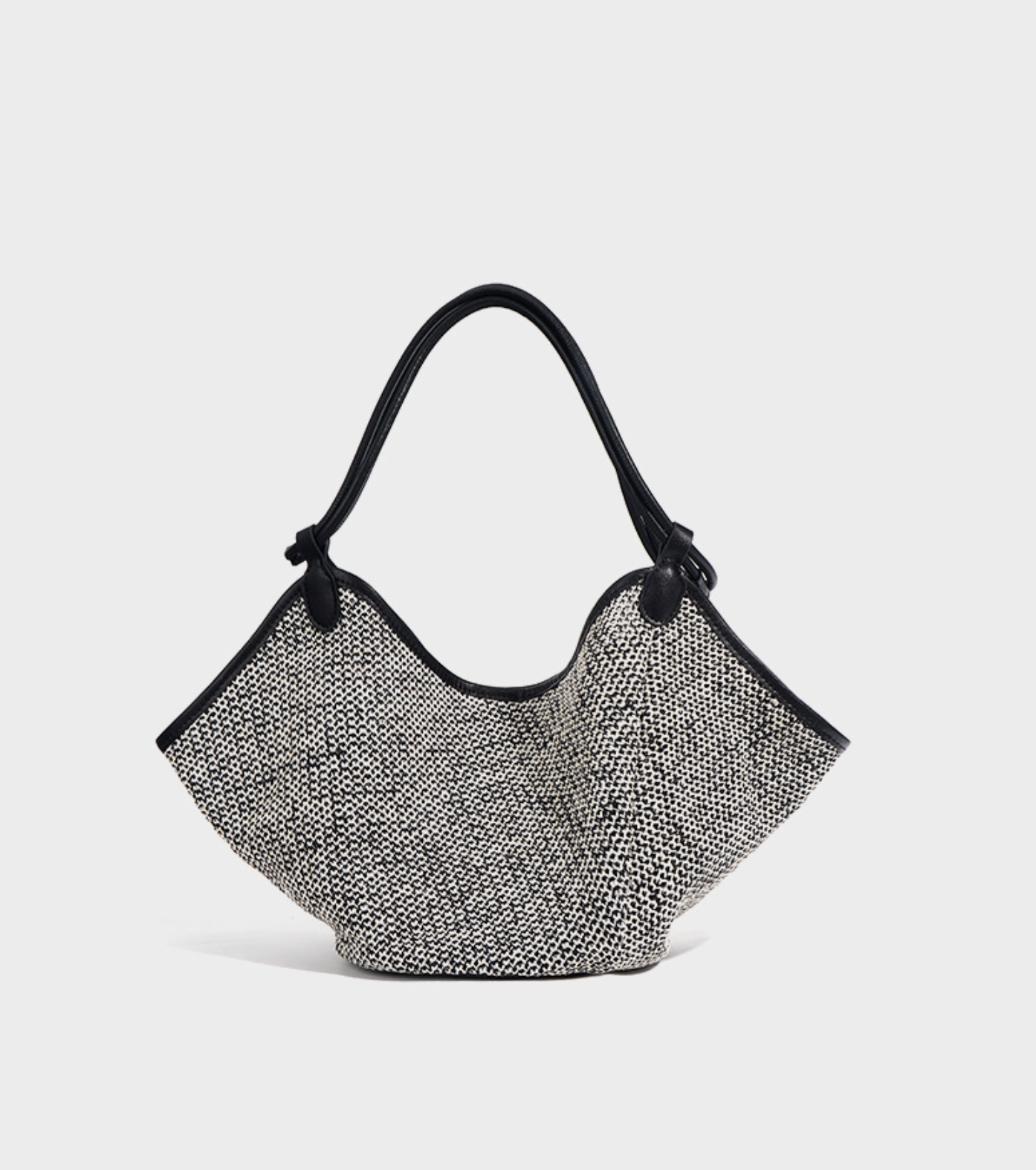 woven crescent tote bag with contrast trim – MARA