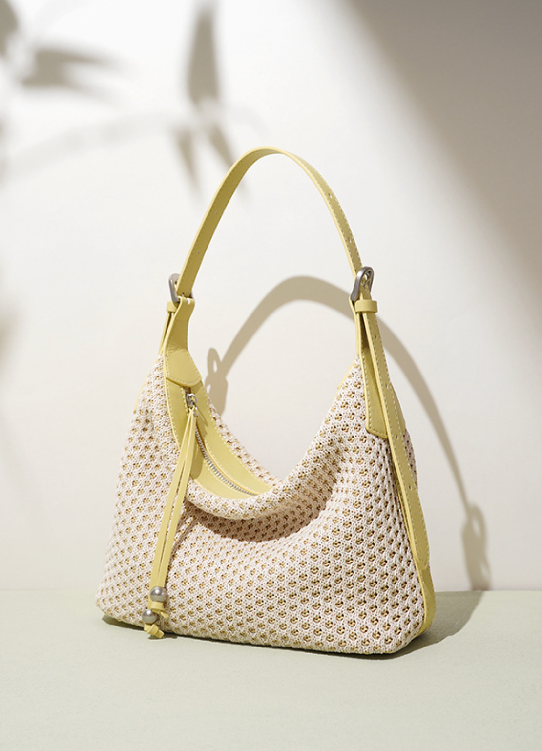 woven shoulder bag with lemon trim – FAYE