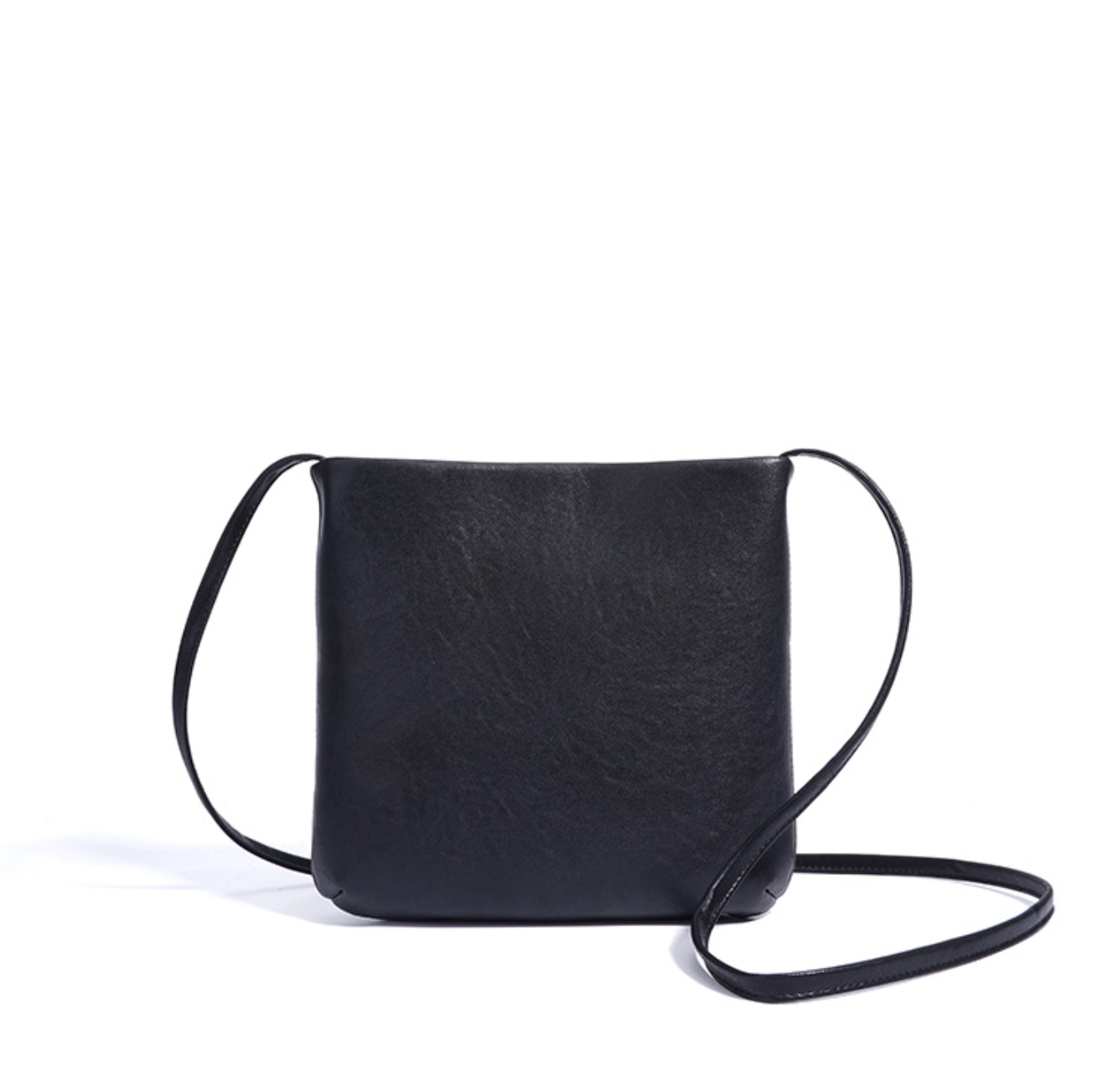 minimalist crossbody bag in matte black – NOIZA