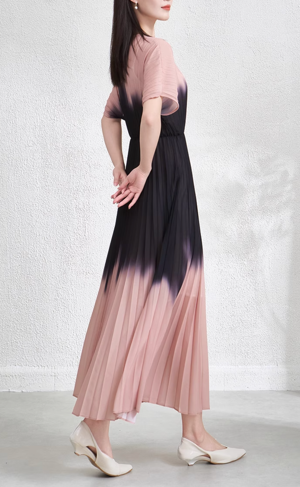 short-sleeve ombré pleated midi dress – LAGOON