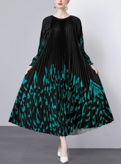 long-sleeve pleated dress with gradient animal print – VELVET