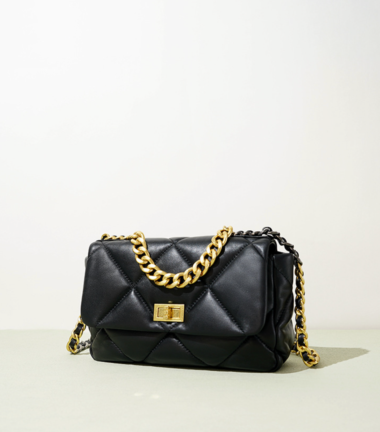 quilted leather chain shoulder bag – NOIA